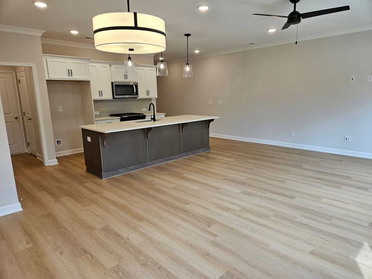 125 Priestwood Ln - Photo 6 of 20
