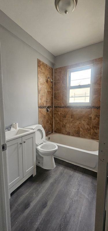 30 Aldine St ##2 - Photo 5 of 6