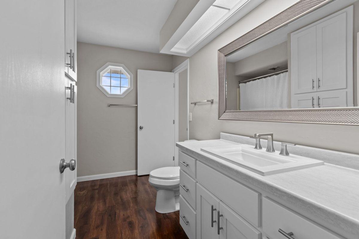 W6157 Aerotech Dr - Photo 7 of 41