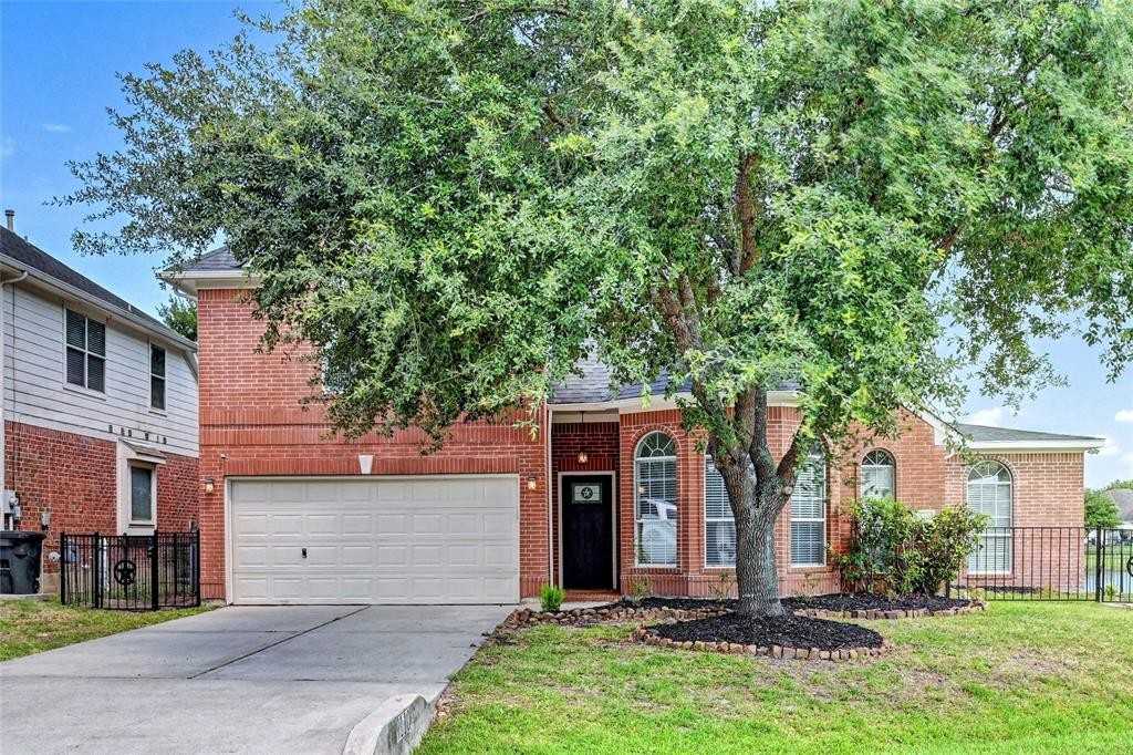 9110 Water Front Ct - Photo 2 of 48