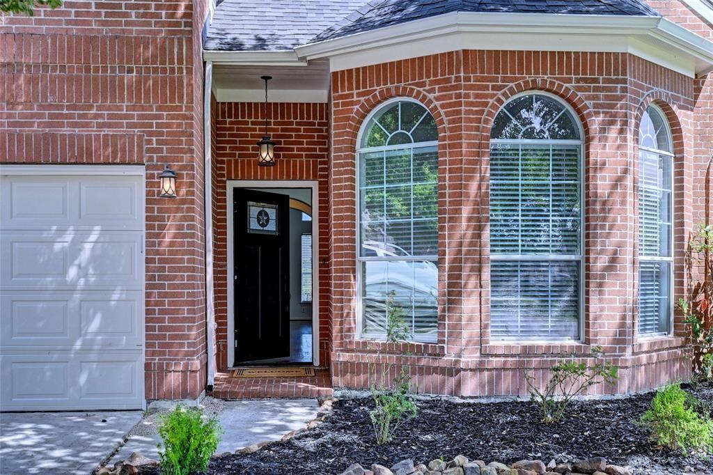 9110 Water Front Ct - Photo 3 of 48