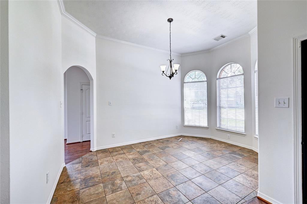 9110 Water Front Ct - Photo 5 of 48