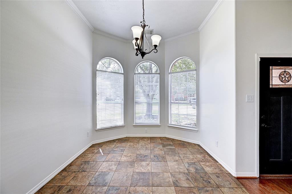 9110 Water Front Ct - Photo 6 of 48