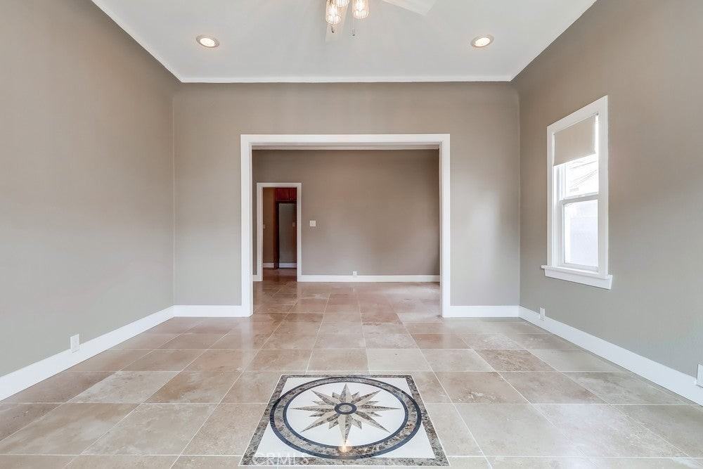 1009 Coronado Ave - Photo 3 of 35