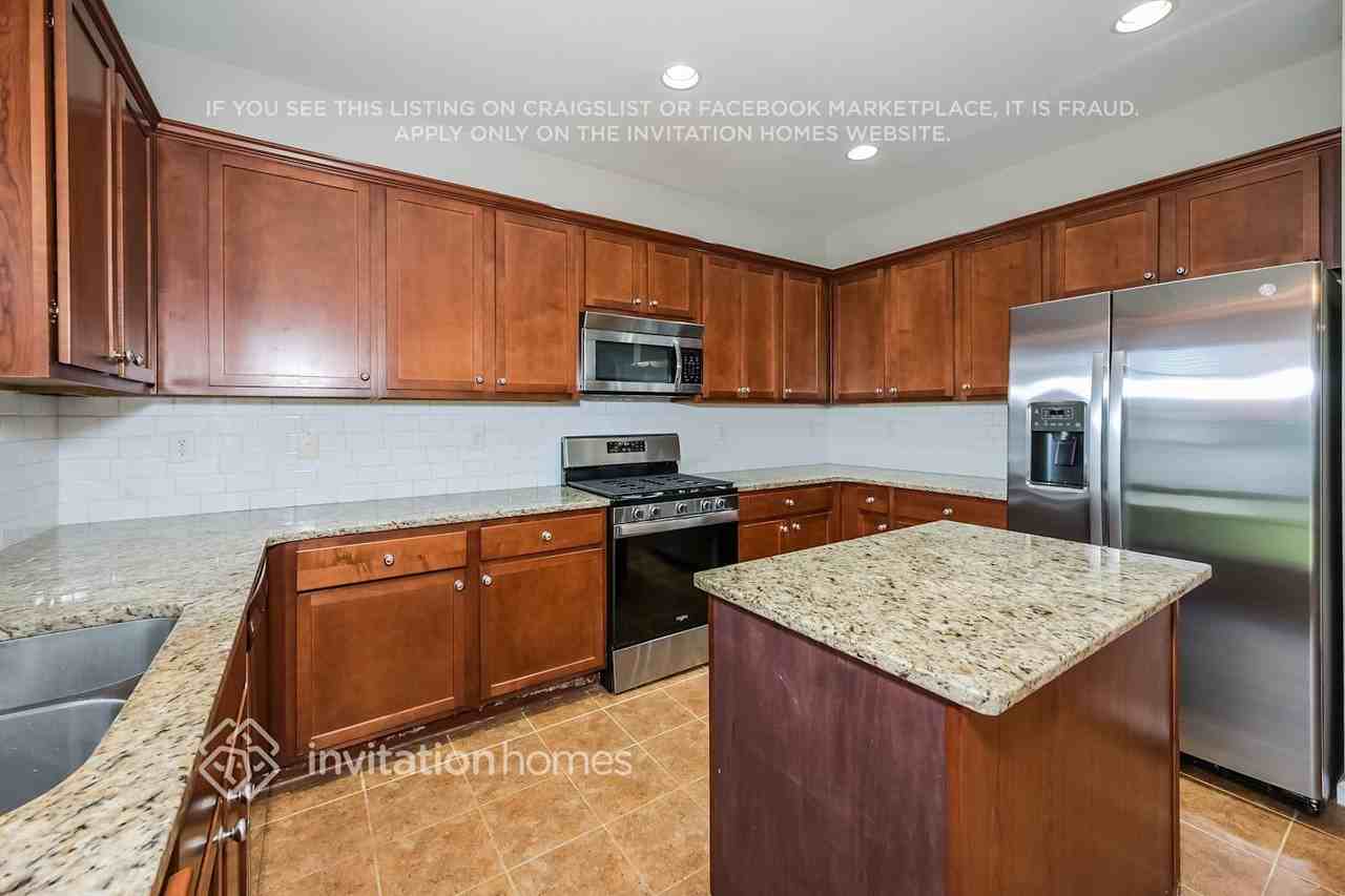 1478 Station Ridge Dr - Photo 7 of 18