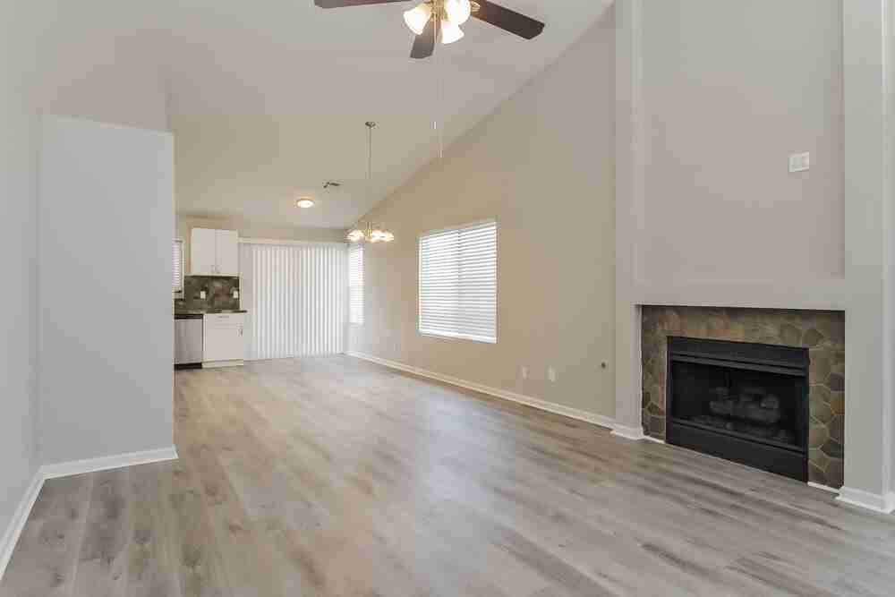 7107 Rhapsody Ln - Photo 4 of 16