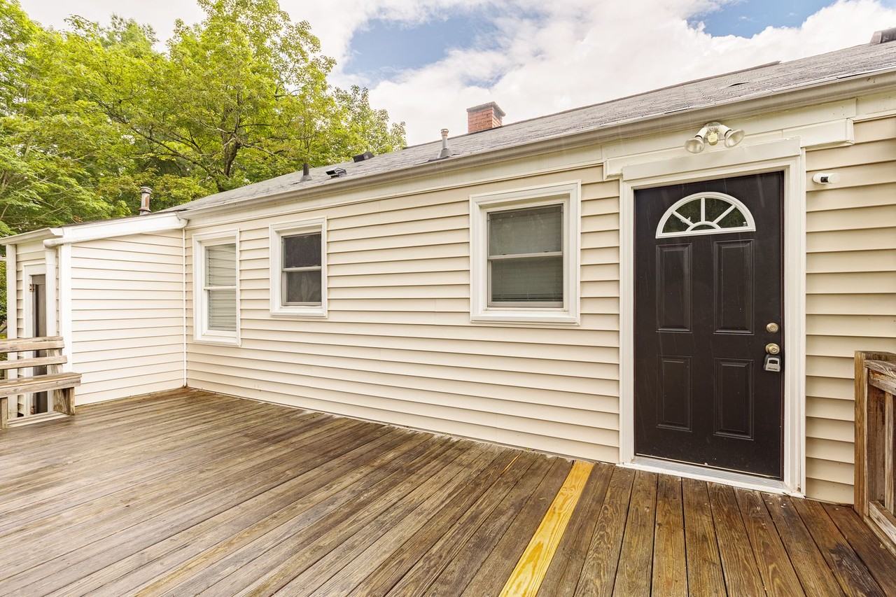 1306 Quail Dr - Photo 2 of 24