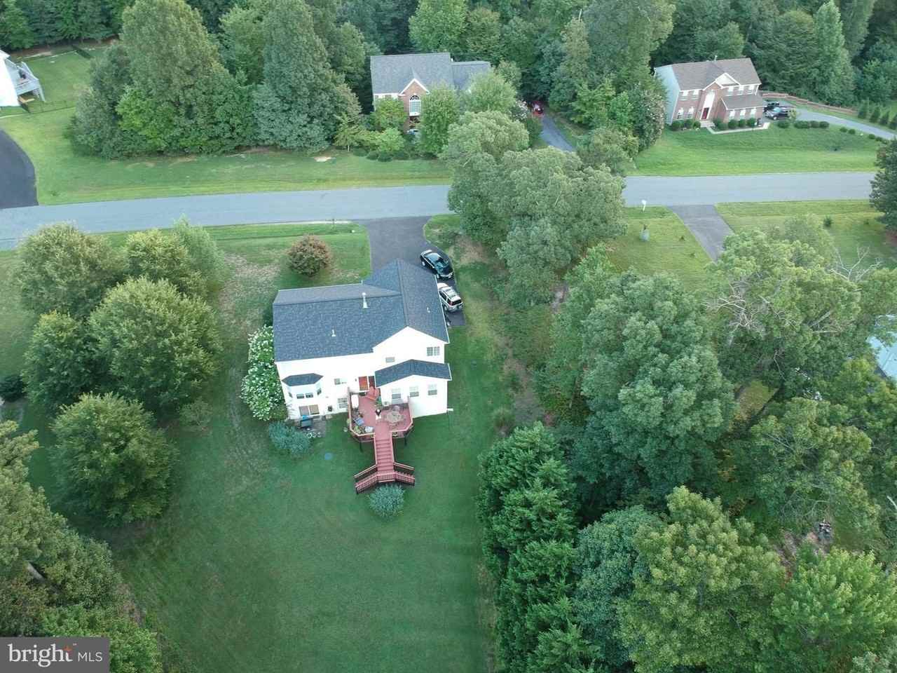 53 Crestwood Ln - Photo 2 of 43