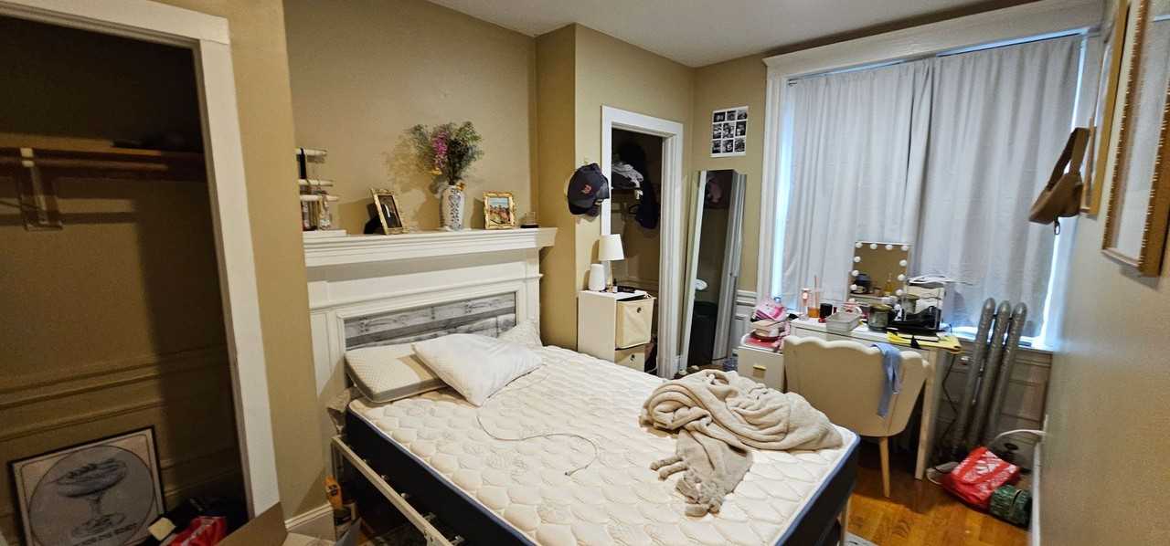 80 Egmont St - Photo 5 of 25