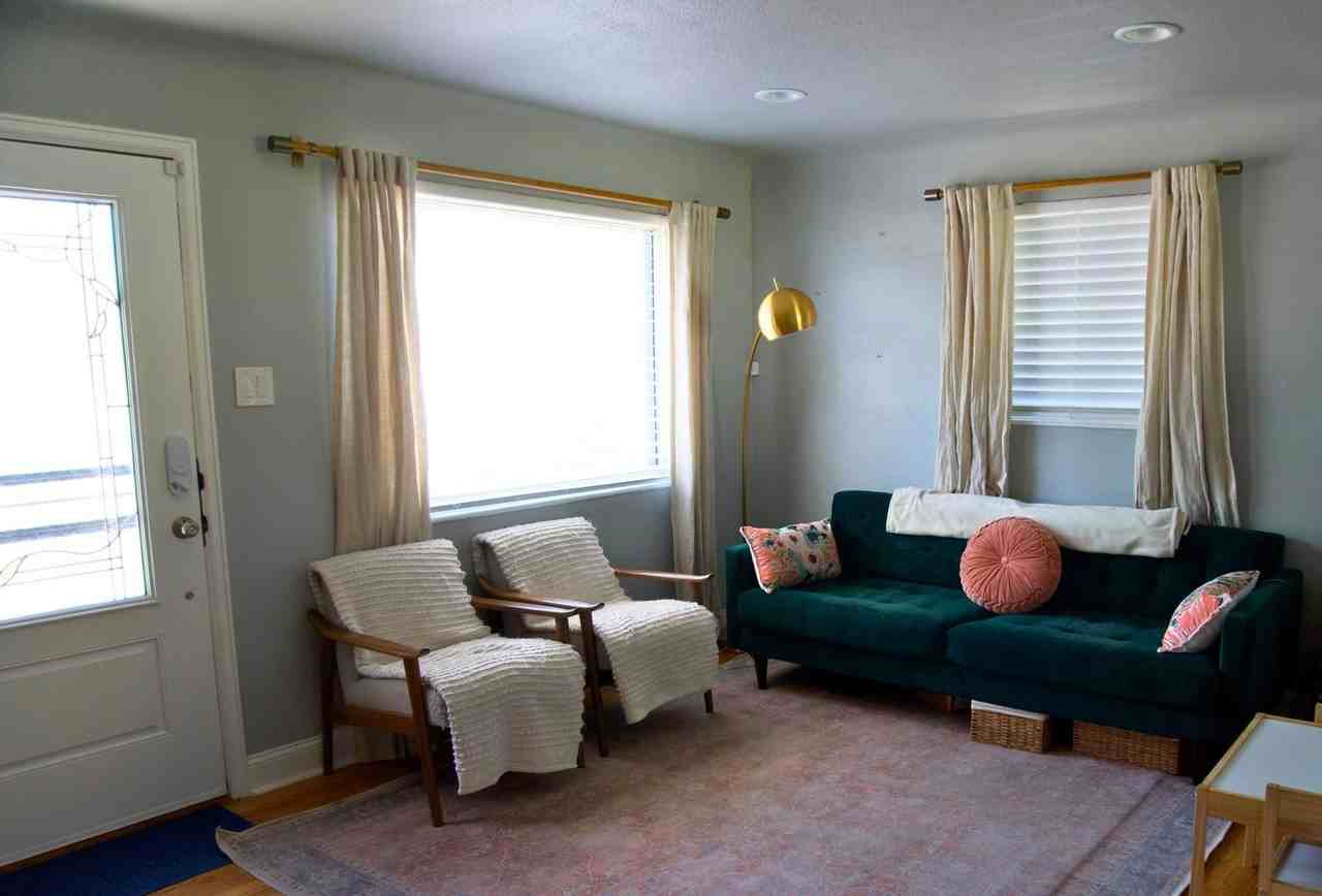 2655 Poplar St - Photo 2 of 23