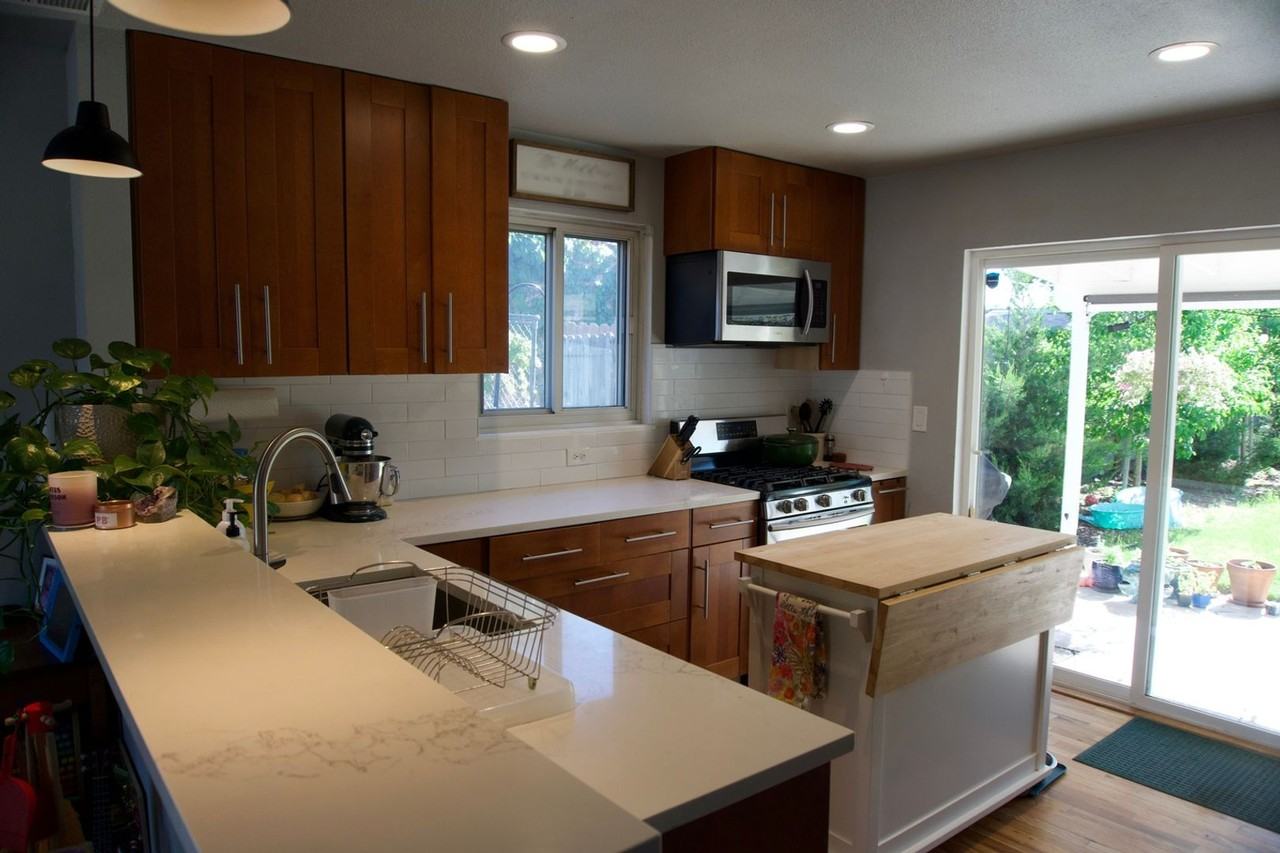 2655 Poplar St - Photo 3 of 23