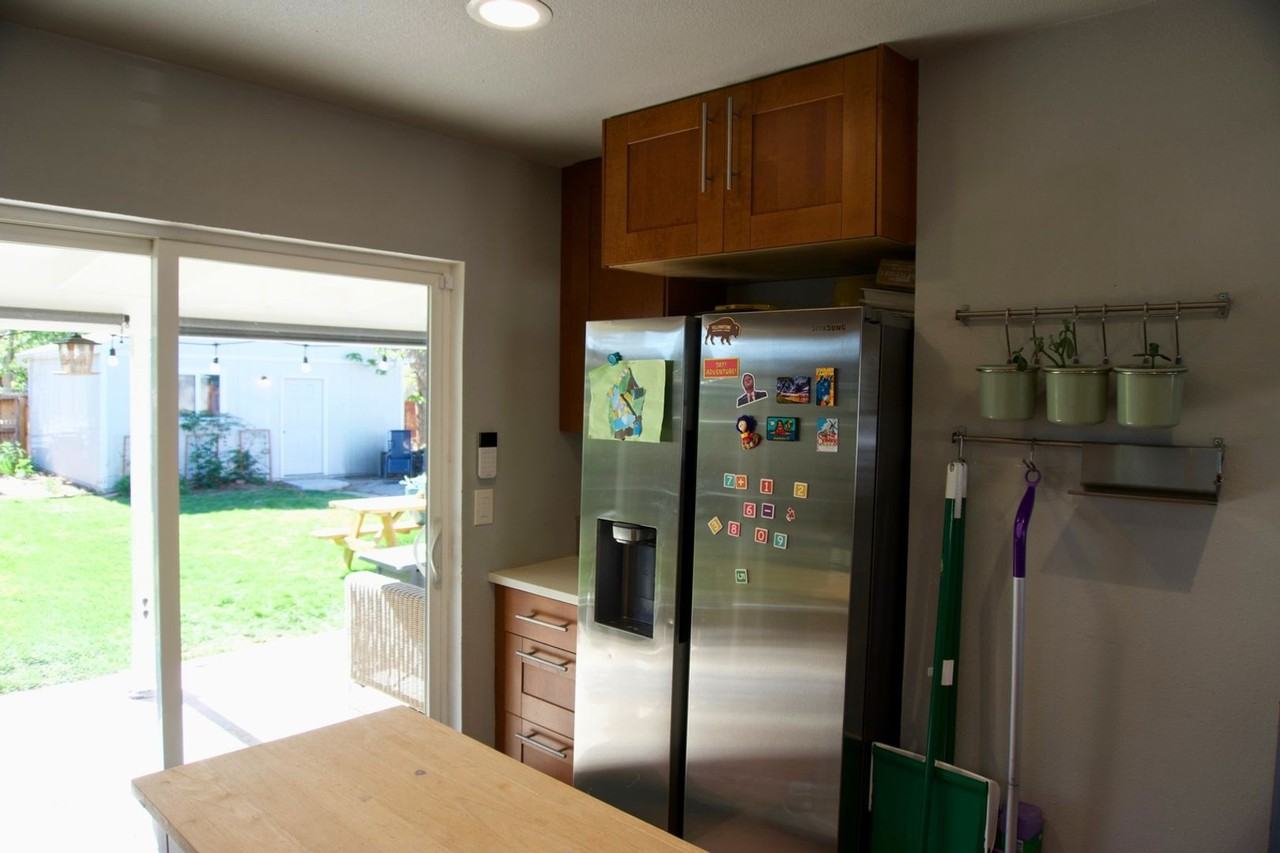 2655 Poplar St - Photo 4 of 23