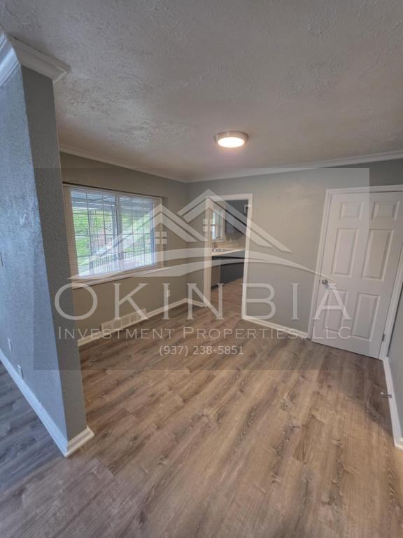 2815 Oxford Ave - Photo 7 of 29