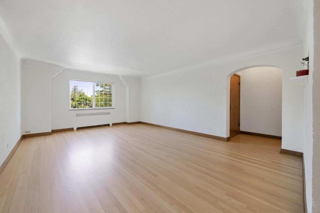 1401 Fairfax St - Photo 4 of 26