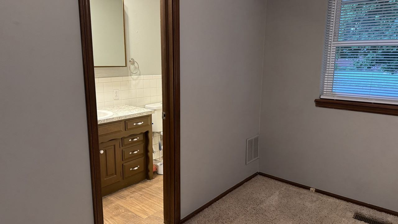 112 S Hoover St #112SHOOVER - Photo 6 of 13