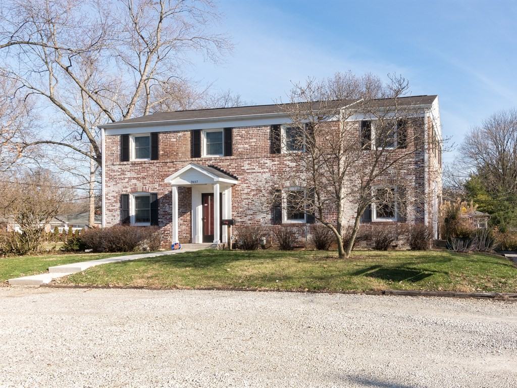 7035 N College Ave - Photo 2 of 25