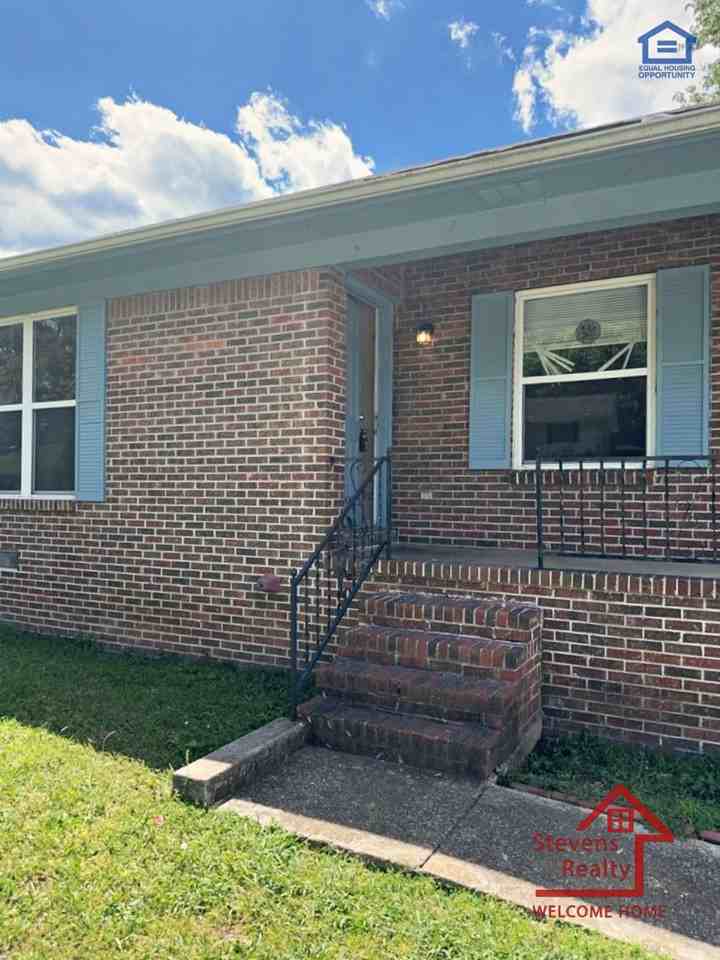 4705 Metro Park Ln #B - Photo 2 of 18