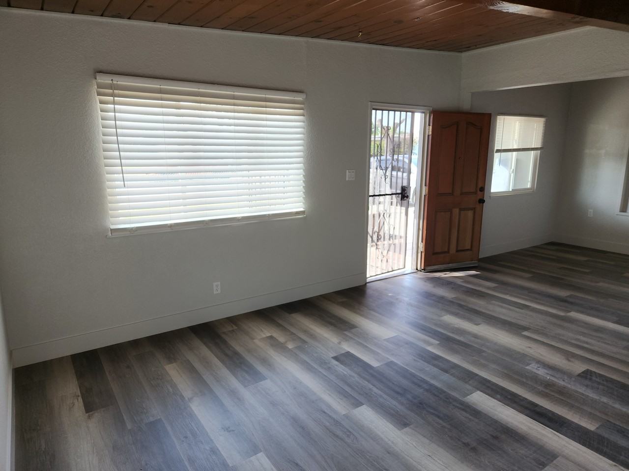 321 W 3rd St #NA - Photo 3 of 11