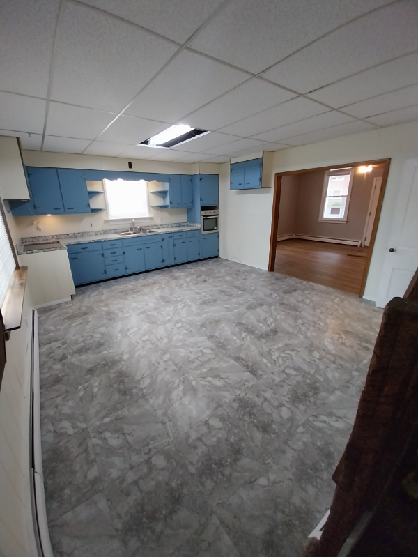 1838 N Main St - Photo 3 of 14