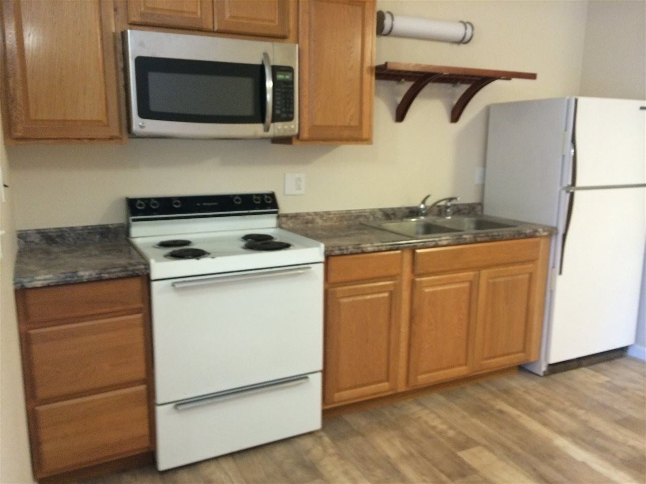 1782 Alaska Way - Photo 2 of 4