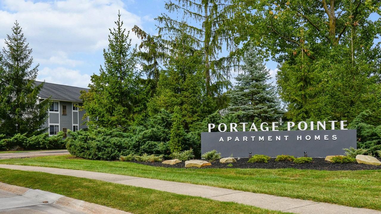 Portage Pointe Apartments - Photo 4 of 41