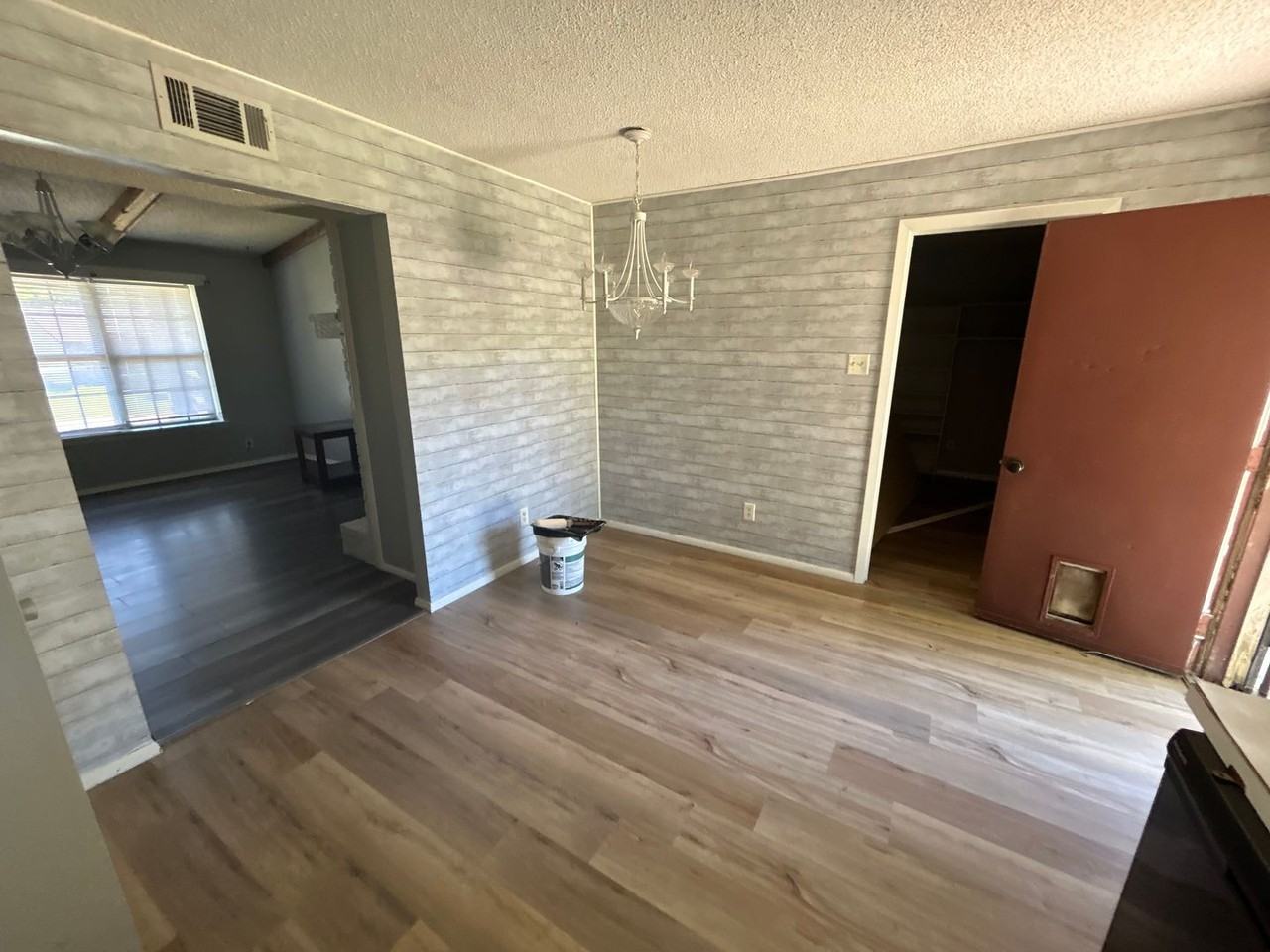 159 Randall Dr - Photo 5 of 12
