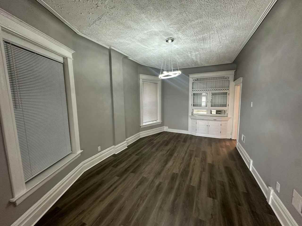 6426 South Ingleside Avenue, Unit 2 - Photo 6 of 18