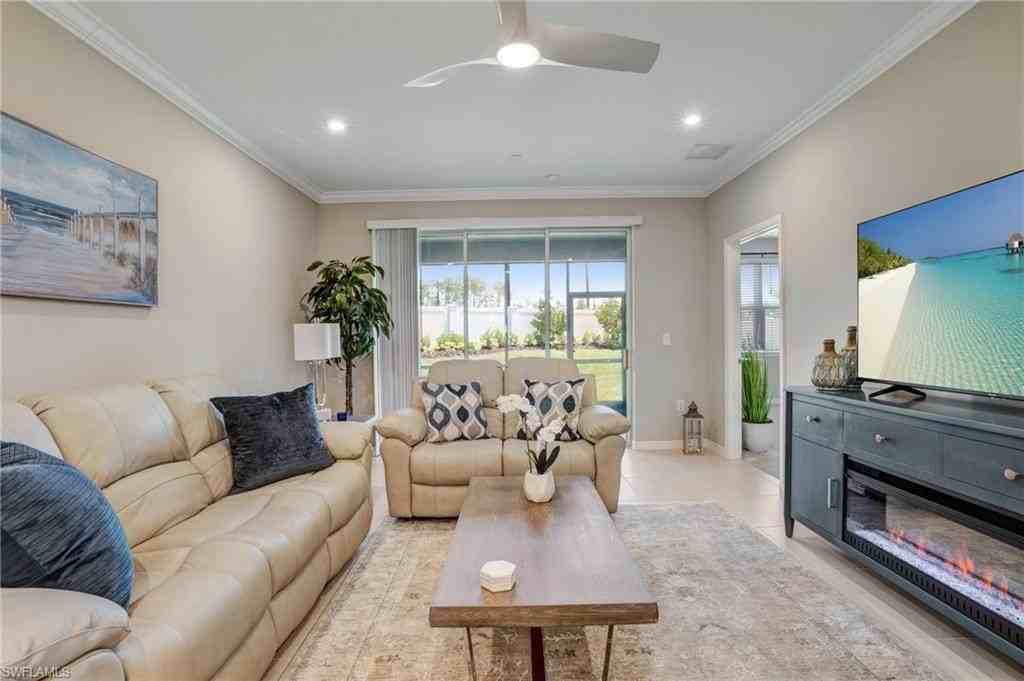 11790 Venetian Lagoon Dr #104 - Photo 6 of 50