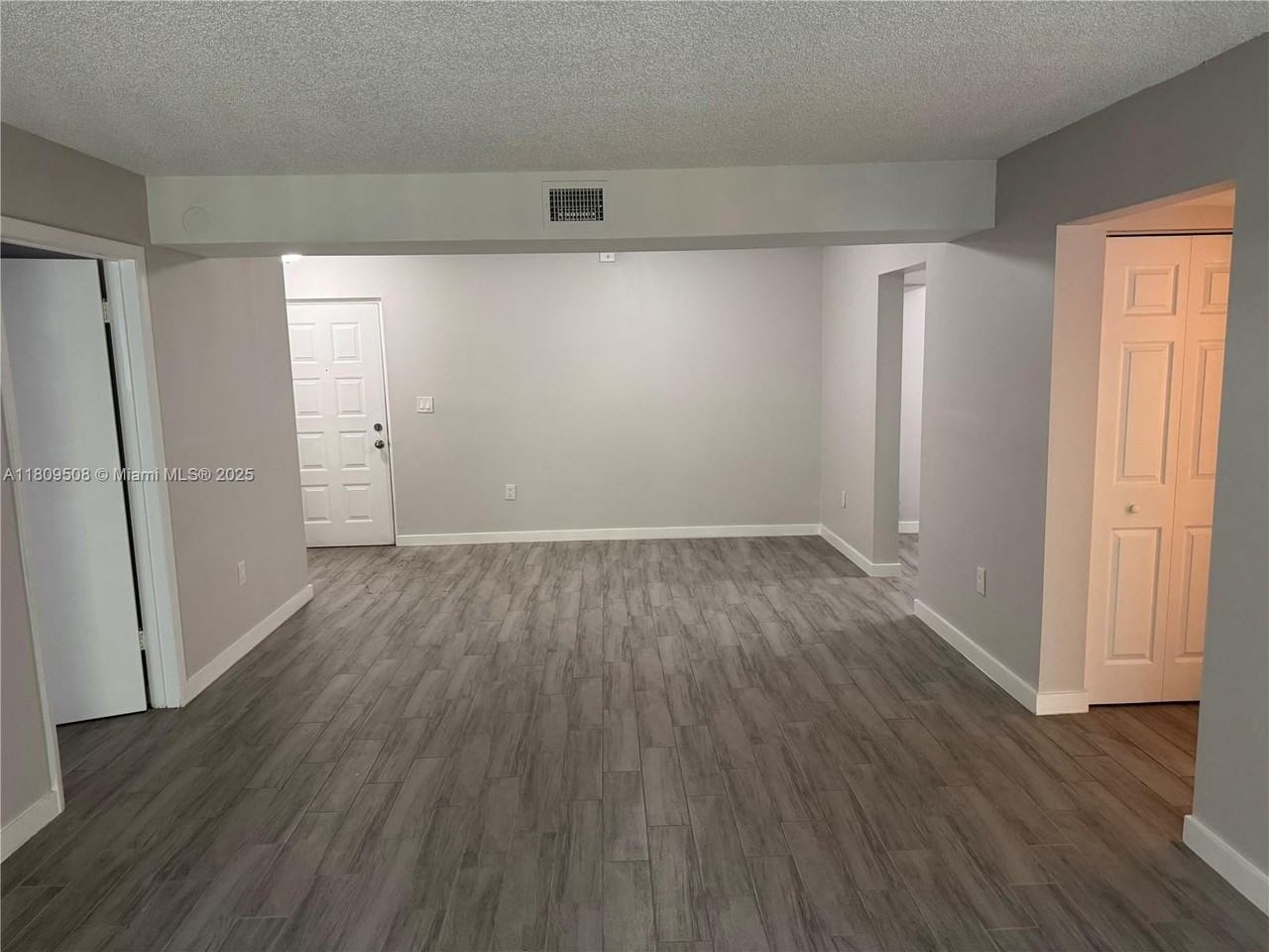 721 N Pine Island Rd #201 - Photo 7 of 23