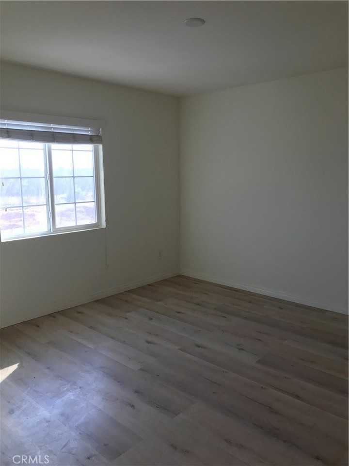 12045 12045 unit 5 tributary way unit 5 - Photo 3 of 10