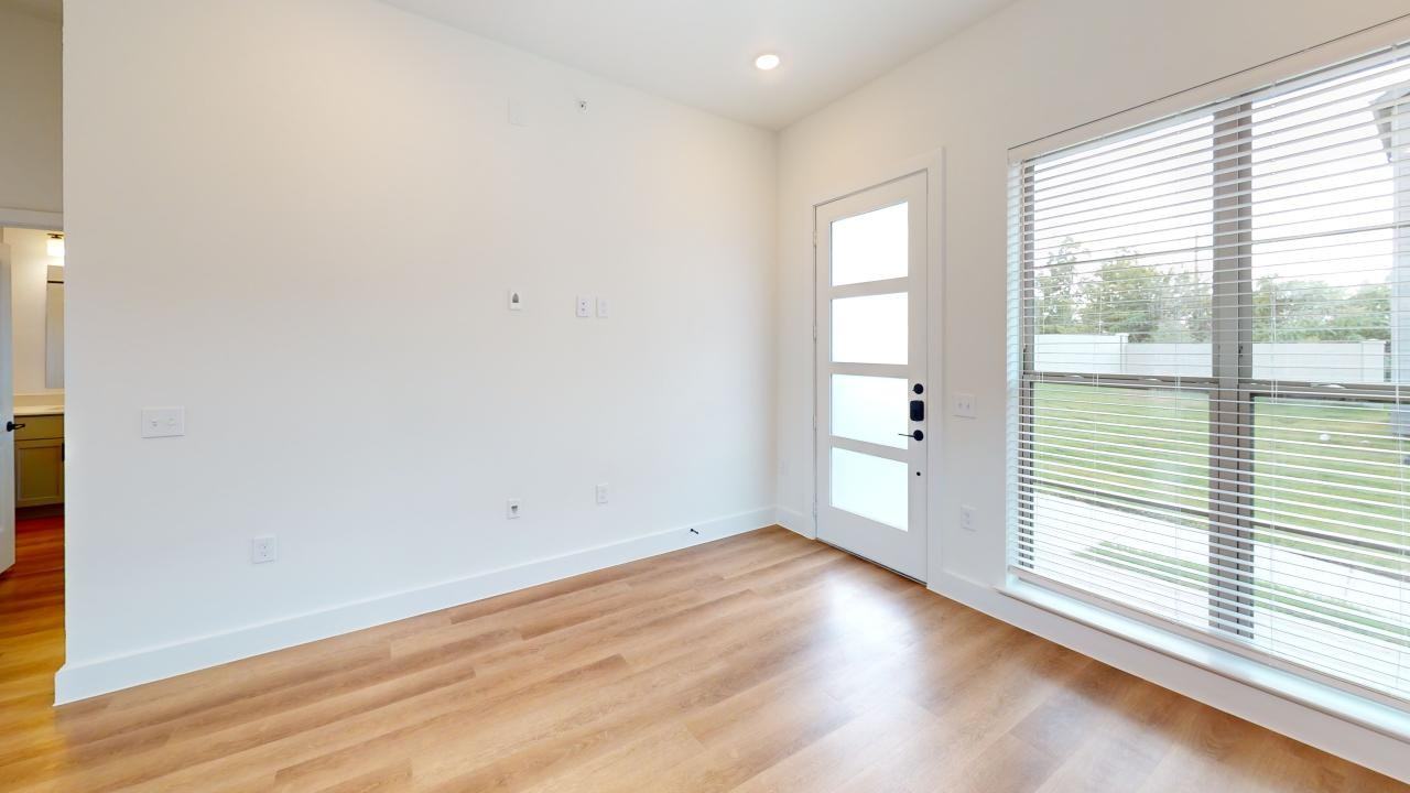 Kellie St - Photo 5 of 8