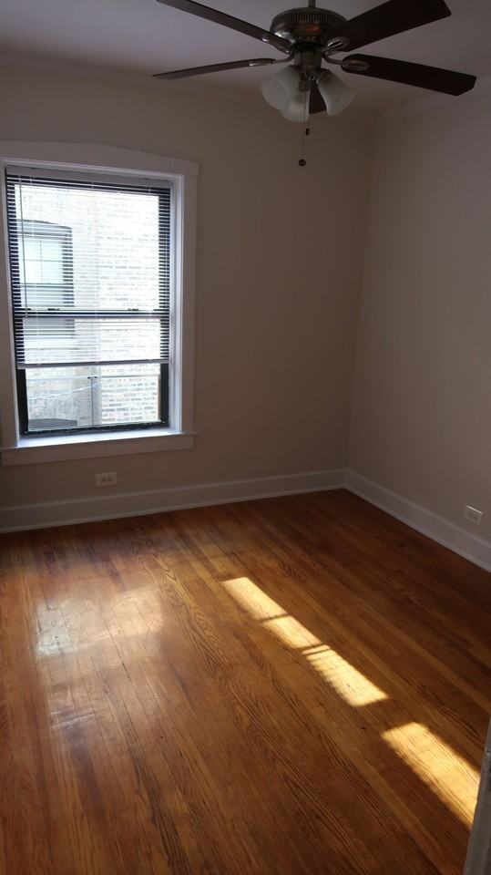 1706 W Albion Ave #2W - Photo 7 of 8