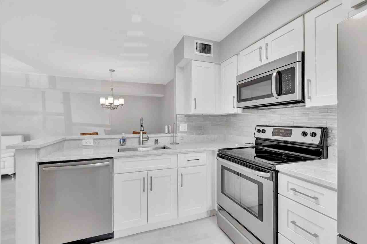 14895 Builtmore Way #109 - Photo 5 of 50