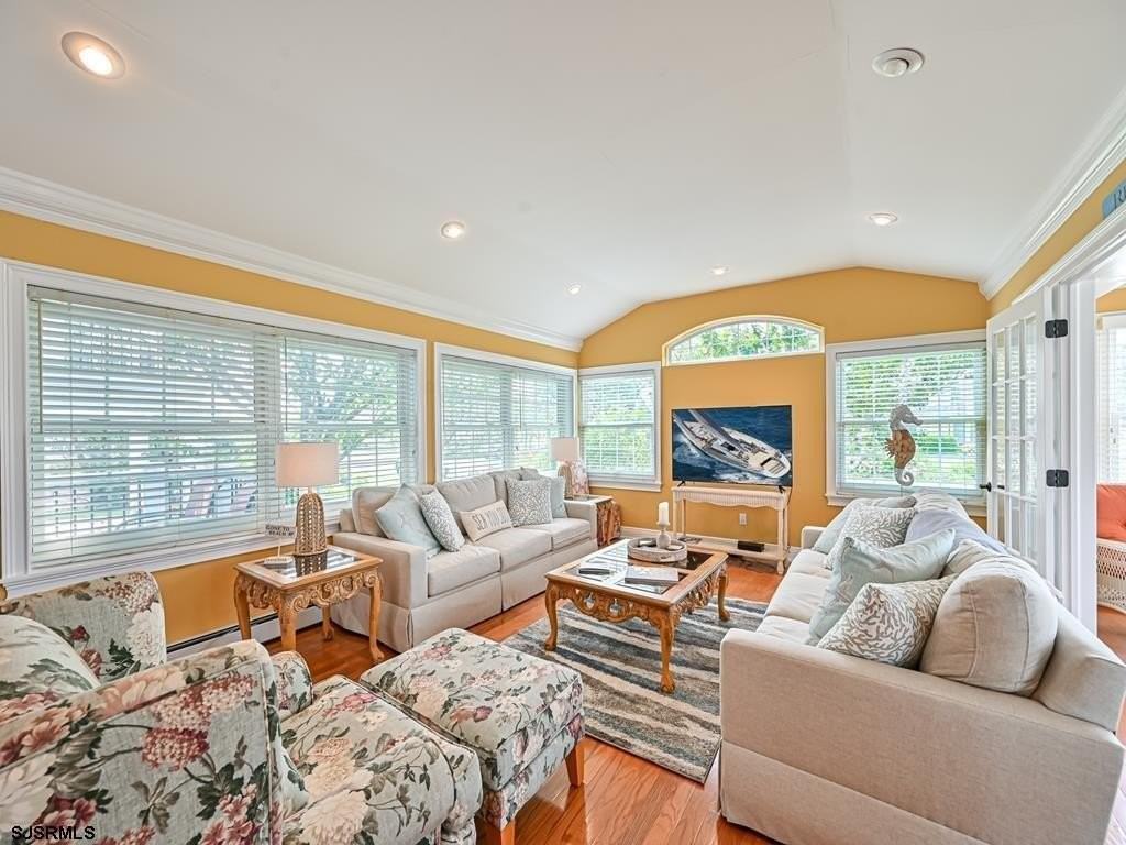 2304 Ocean Ave Ave - Photo 6 of 27