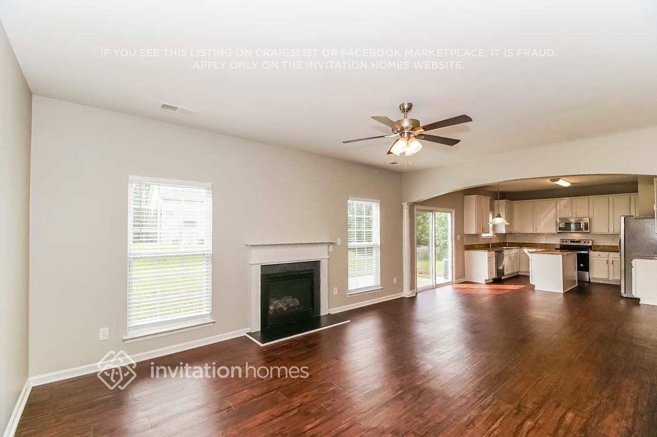 11422 Sidney Crest Ave - Photo 7 of 18
