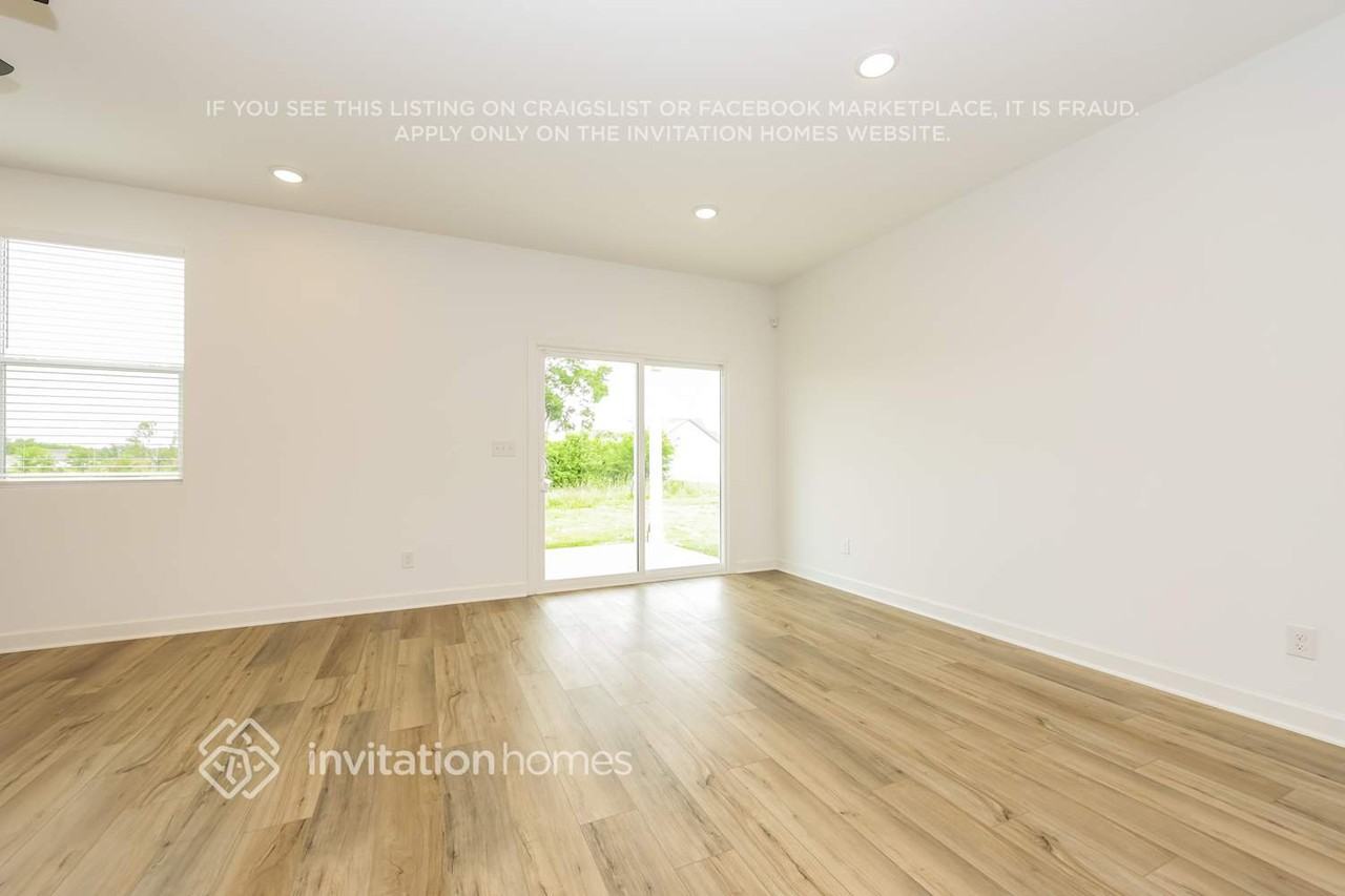 833 Molly Ln - Photo 6 of 18
