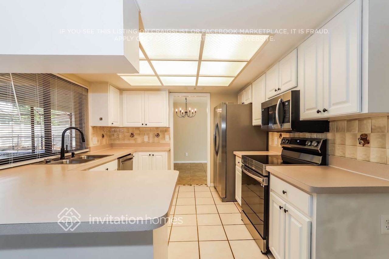 500 Hadley Dr - Photo 4 of 15