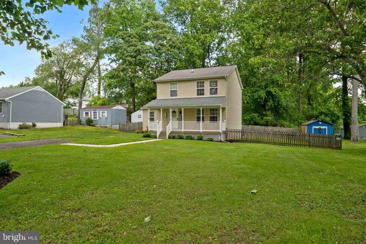 1544 Avenue C - Photo 2 of 50