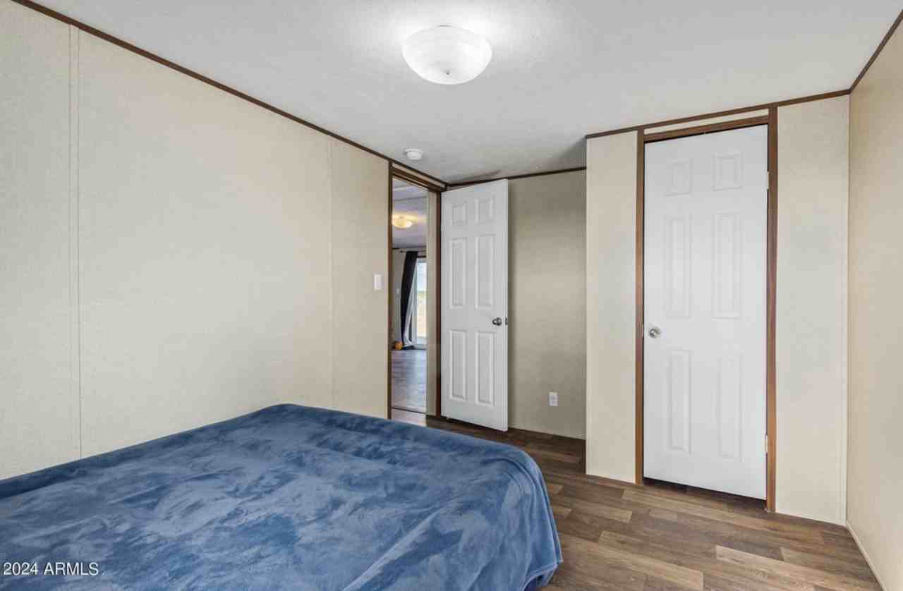 5229 S 352nd Dr - Photo 2 of 13