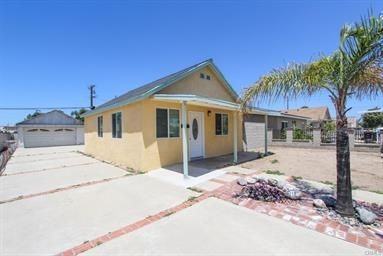 10571 Sycamore Ave - Photo 2 of 10