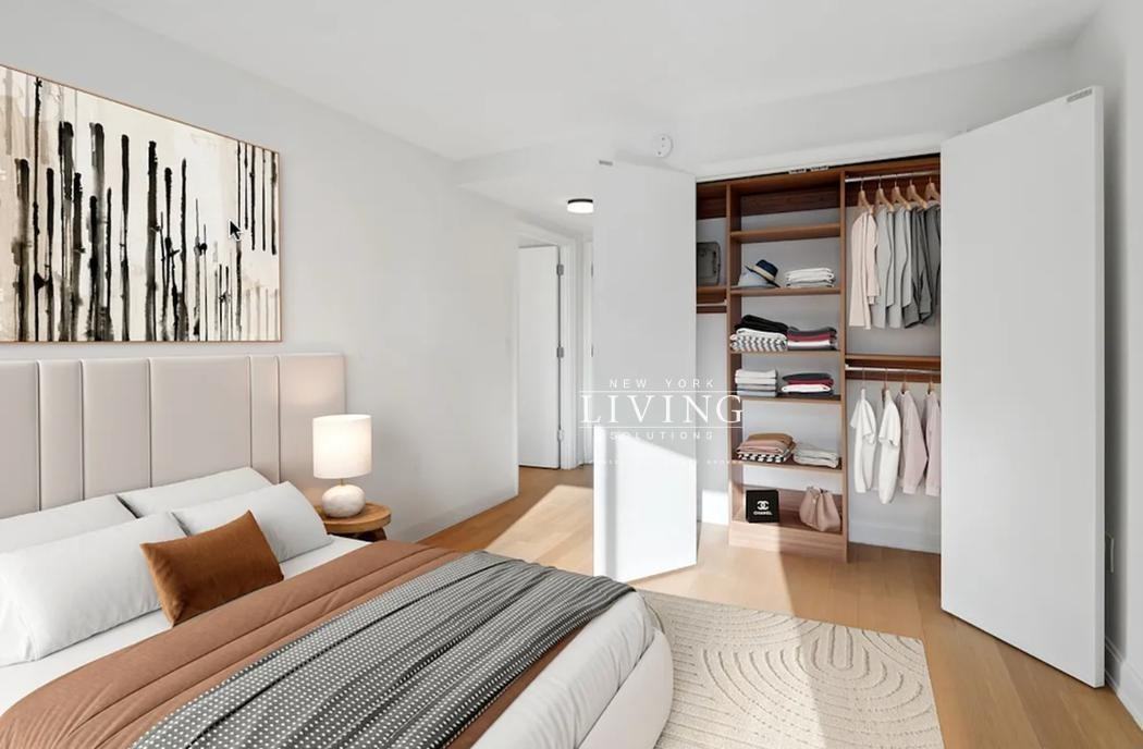 E 54th St #17A - Photo 6 of 10