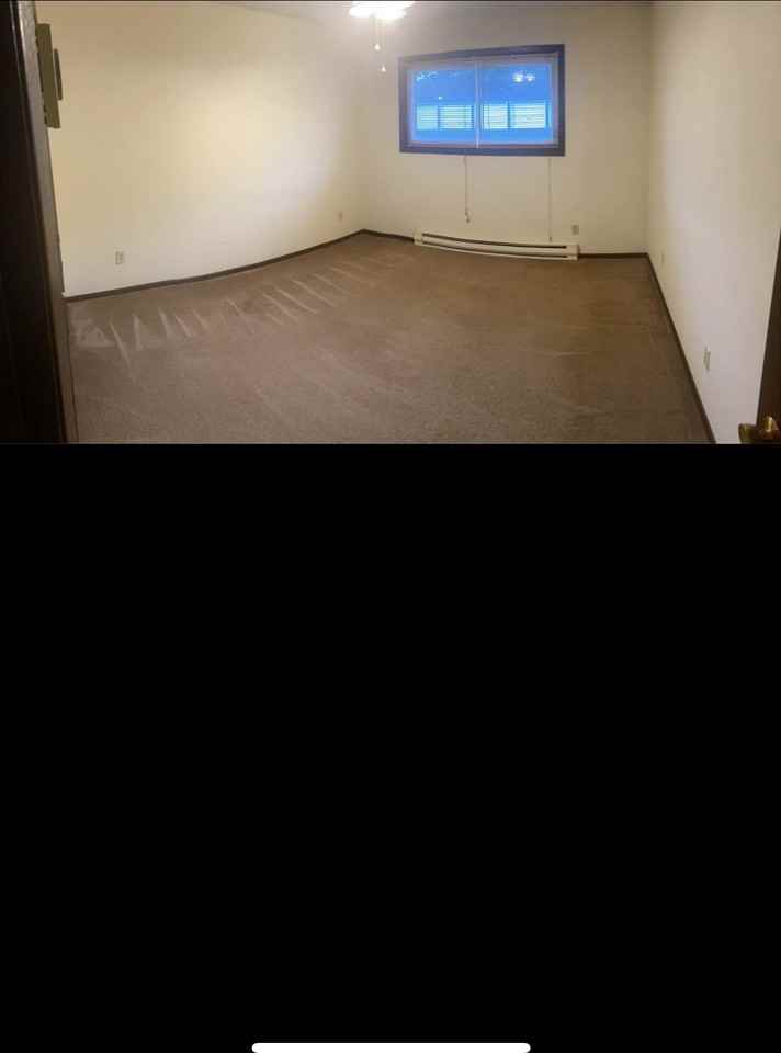 777 Laurel Street - Photo 3 of 8