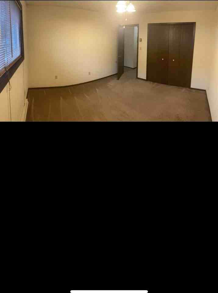 777 Laurel Street - Photo 4 of 8