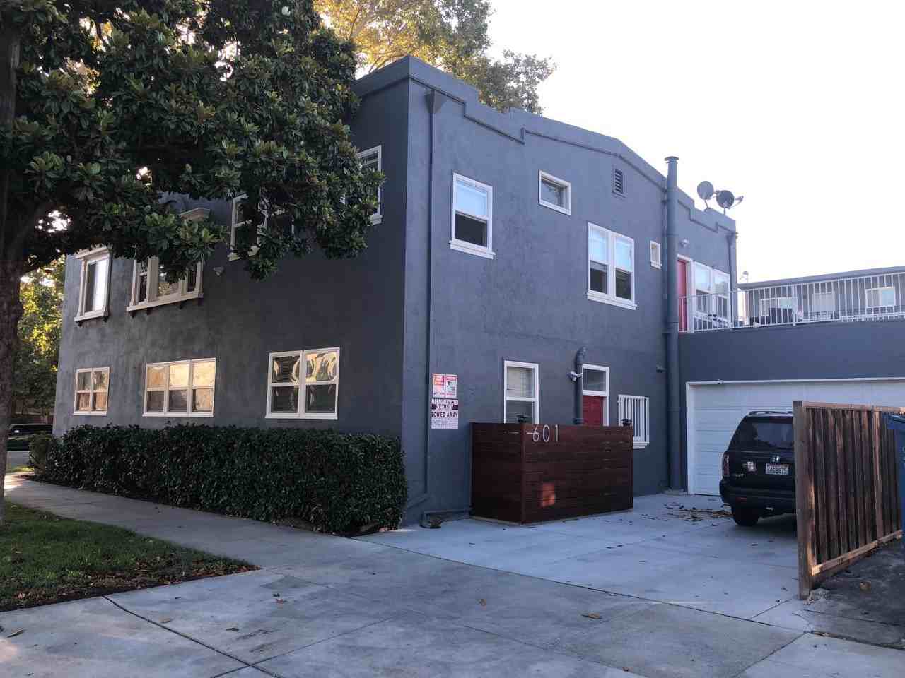 601 S 9th St - Photo 3 of 9