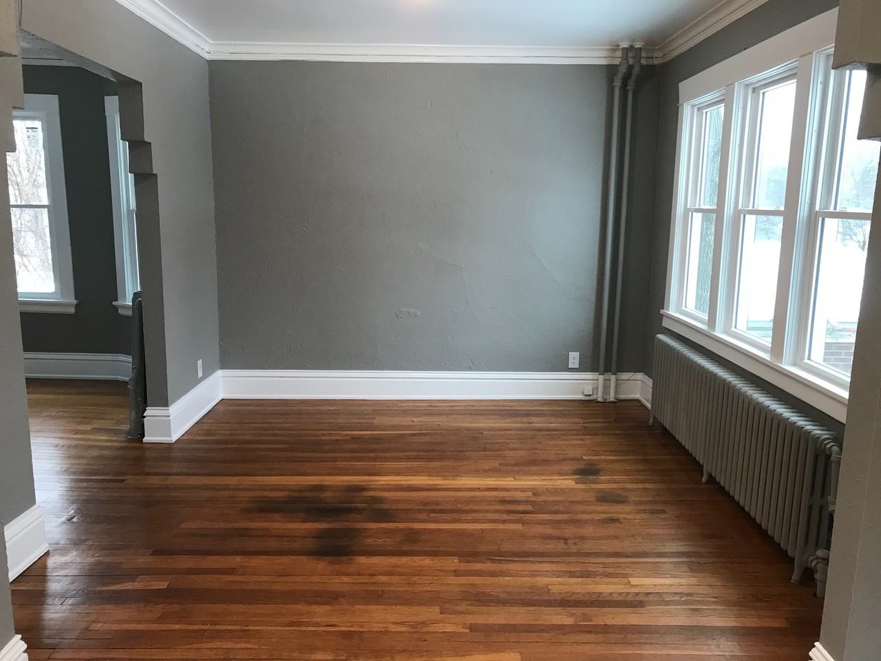391 Case Ave - Photo 3 of 22