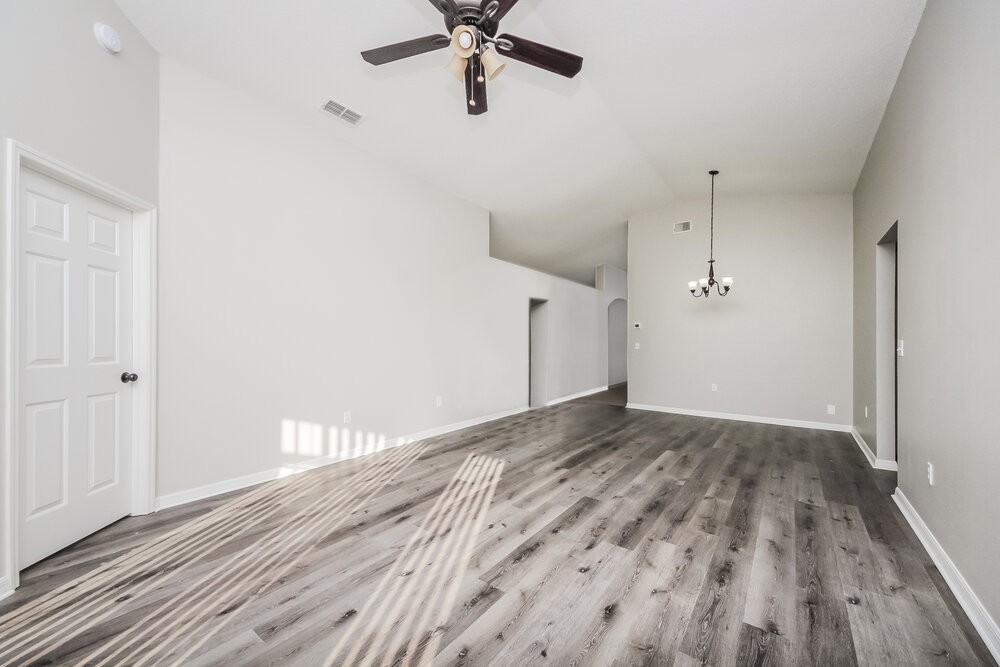 1105 Whitewood Way - Photo 3 of 19