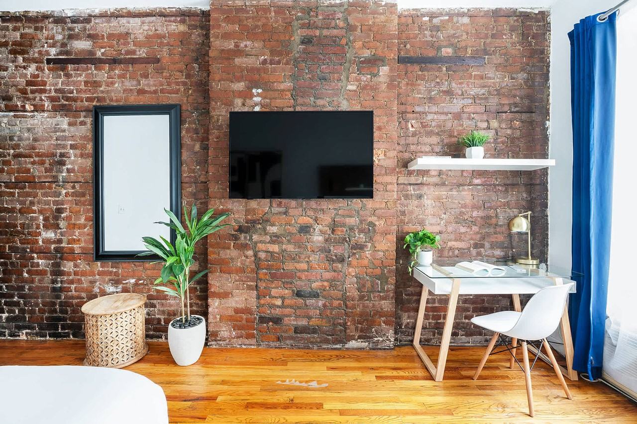 240 East 26th Street - Photo 7 of 27