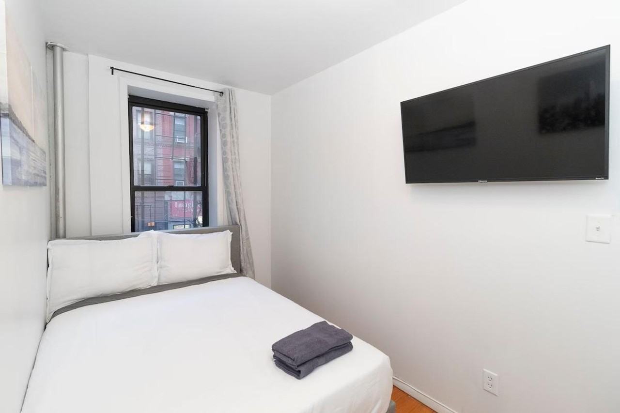 304E E 95th St #1032072P - Photo 6 of 20