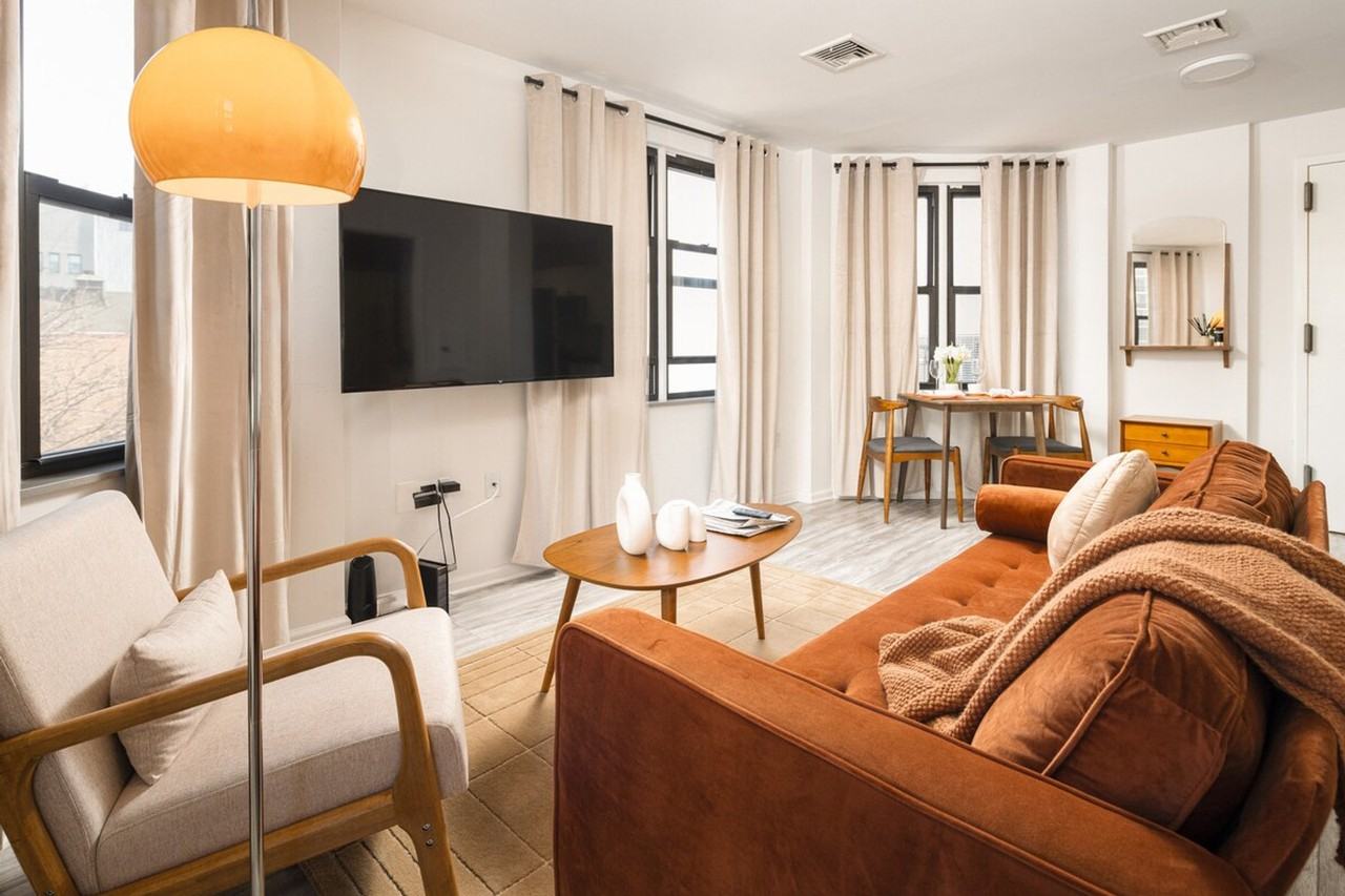 371 Pacific St #1032141P - Photo 4 of 15