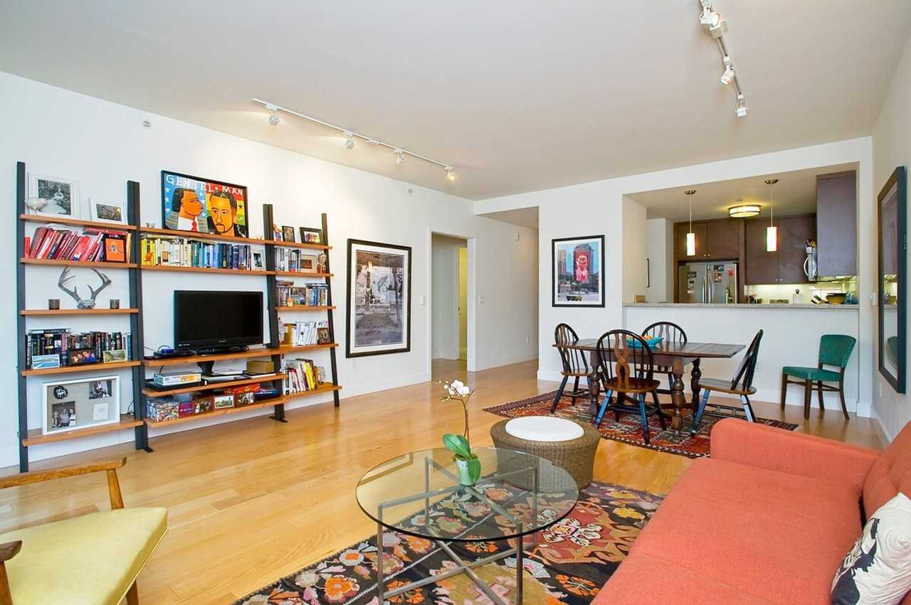 214 Hayes St #1069204P - Photo 6 of 23